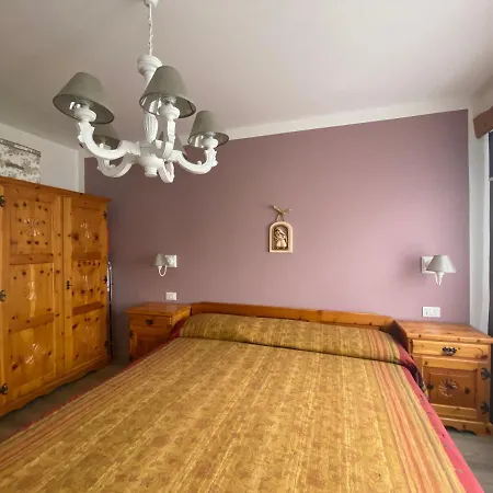 Moderno Con Splendida Vista Alpi 公寓 克莱恩 蒙塔纳