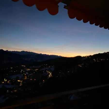 Moderno Con Splendida Vista Alpi